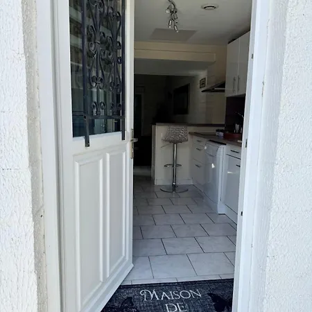 Daire Plein Sud -histoire De Cles